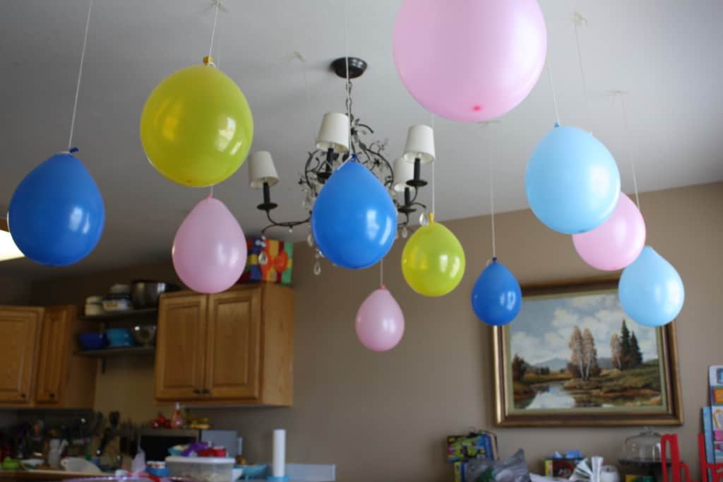 Balloon chandelier