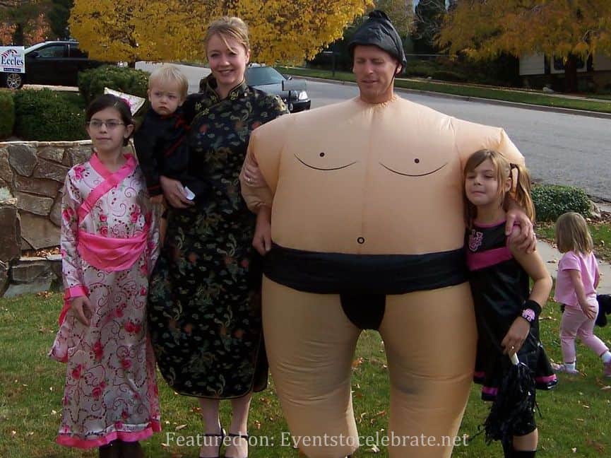 35+ Couples Halloween Costumes and Group Halloween Costumes