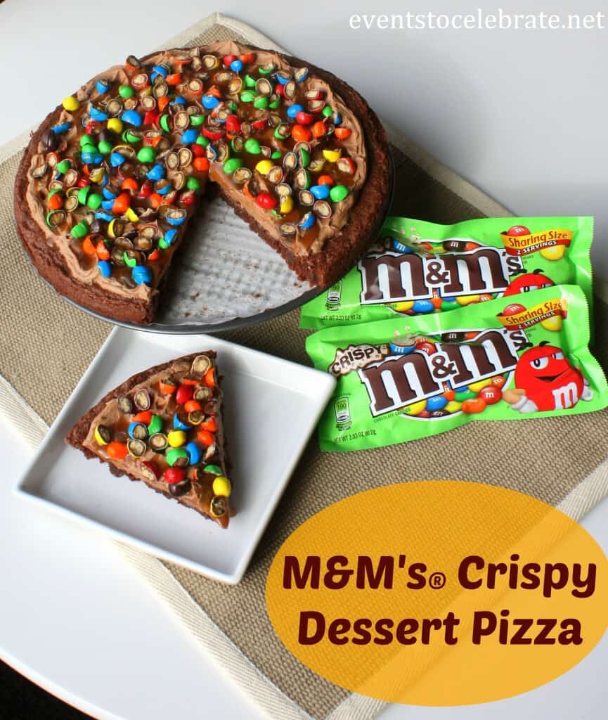 M&M's® Crispy Dessert Pizza #CrispyIsBack #ad