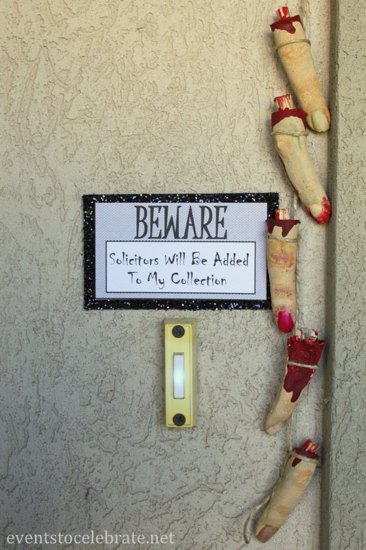 Creepy Plaster Finger halloween door decorations