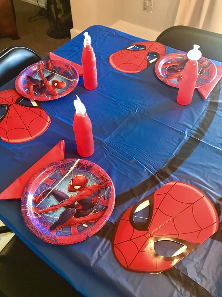 spiderman-party-plates